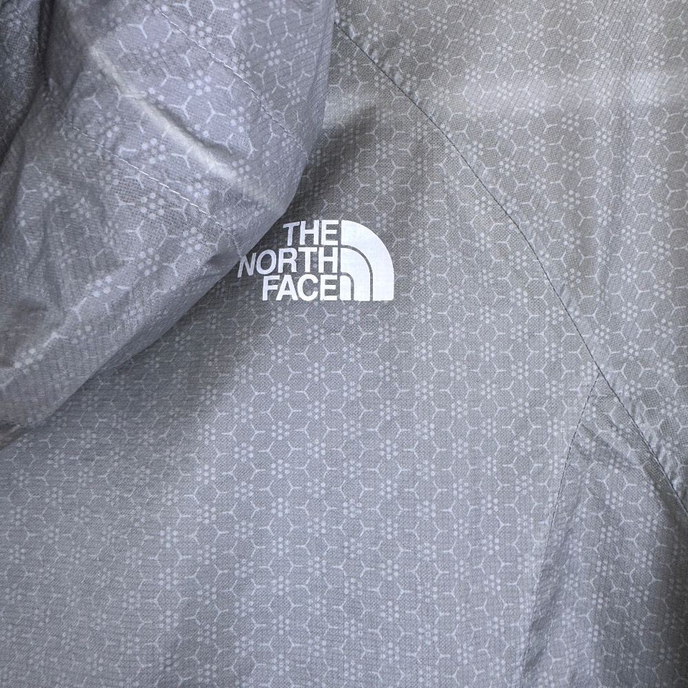 THE NORTH FACE 'Cloud Venture' Pack-Away Gray Rain Jacket / Size Women's Small - Picture 12 of 13
